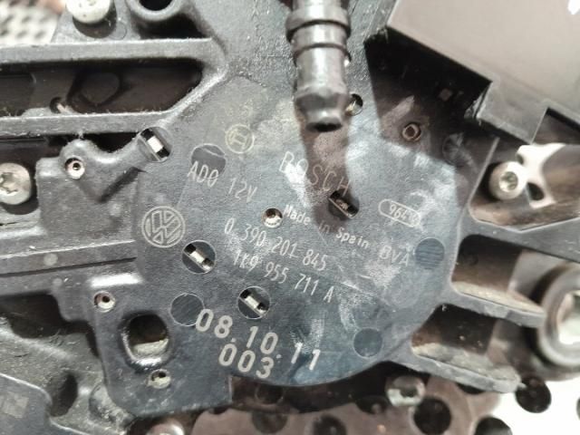 bontott VW GOLF V Hátsó Ablaktörlő Motor