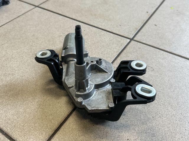 bontott VW GOLF V Hátsó Ablaktörlő Motor