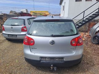 bontott VW GOLF V Hátsó Ablaktörlő Motor