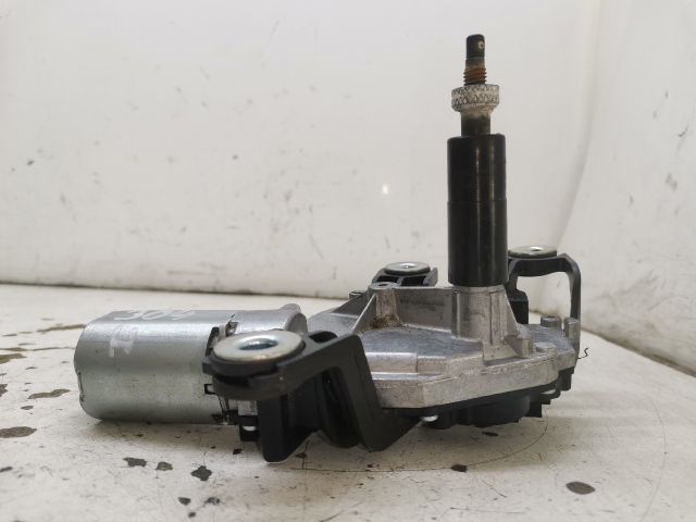 bontott VW GOLF V Hátsó Ablaktörlő Motor