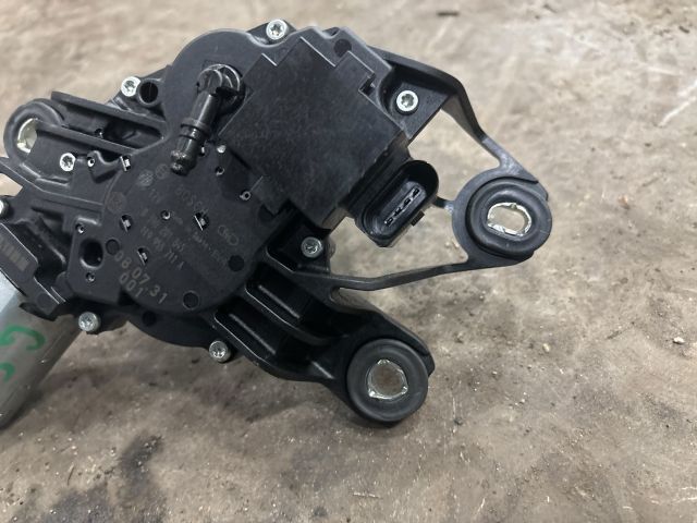 bontott VW GOLF V Hátsó Ablaktörlő Motor