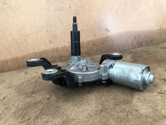 bontott VW GOLF V Hátsó Ablaktörlő Motor