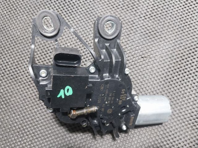 bontott VW GOLF V Hátsó Ablaktörlő Motor