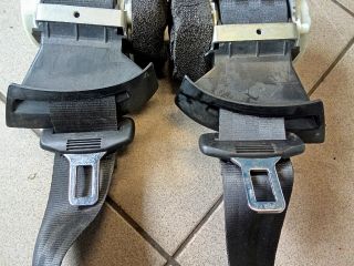 bontott VW GOLF V Hátsó Biztonsági Öv Szett