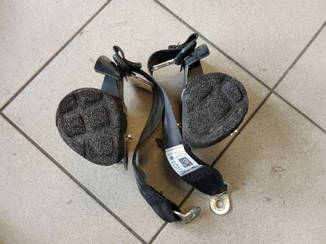 bontott VW GOLF V Hátsó Biztonsági Öv Szett