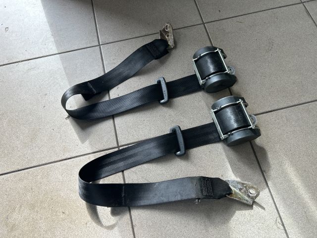 bontott VW GOLF V Hátsó Biztonsági Öv Szett