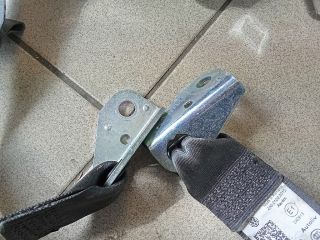 bontott VW GOLF V Hátsó Biztonsági Öv Szett