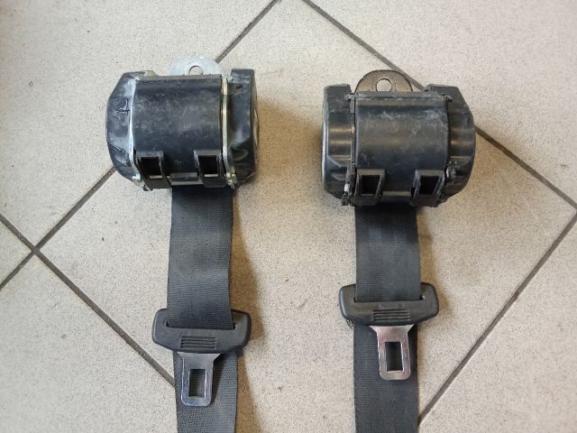 bontott VW GOLF V Hátsó Biztonsági Öv Szett