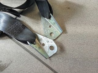 bontott VW GOLF V Hátsó Biztonsági Öv Szett