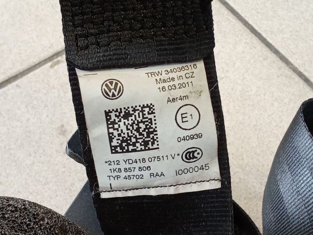 bontott VW GOLF V Hátsó Biztonsági Öv Szett