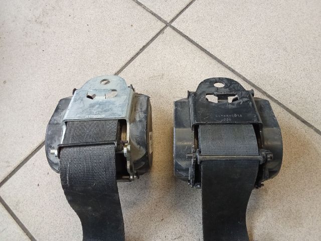 bontott VW GOLF V Hátsó Biztonsági Öv Szett