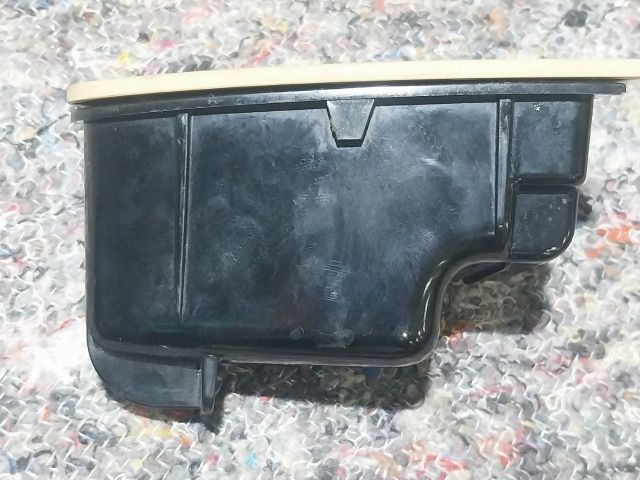 bontott VW GOLF V Hátsó Hamutartó