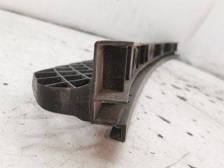 bontott VW GOLF V Hátsó középső Lökhárító Tartó (Műanyag)