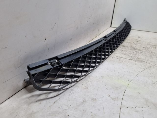 bontott VW GOLF V Hátsó középső Lökhárító Tartó (Műanyag)