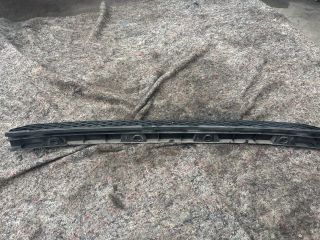 bontott VW GOLF V Hátsó középső Lökhárító Tartó (Műanyag)