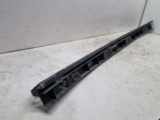 bontott VW GOLF V Hátsó középső Lökhárító Tartó (Műanyag)