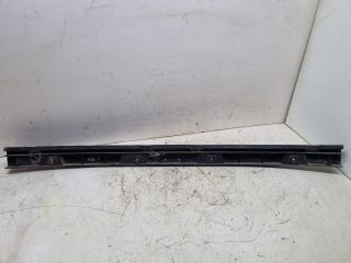 bontott VW GOLF V Hátsó középső Lökhárító Tartó (Műanyag)