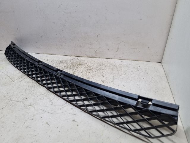 bontott VW GOLF V Hátsó középső Lökhárító Tartó (Műanyag)