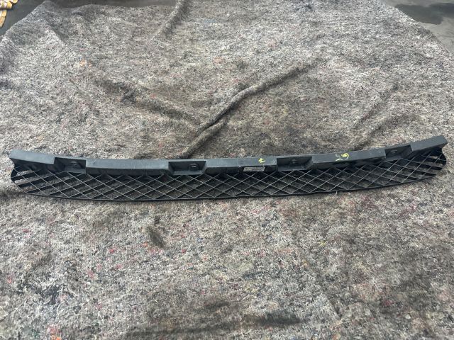 bontott VW GOLF V Hátsó középső Lökhárító Tartó (Műanyag)