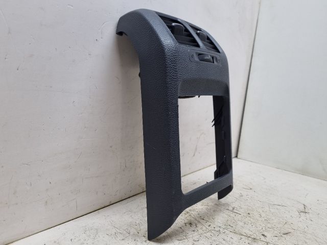 bontott VW GOLF V Hátsó középső Szellőző