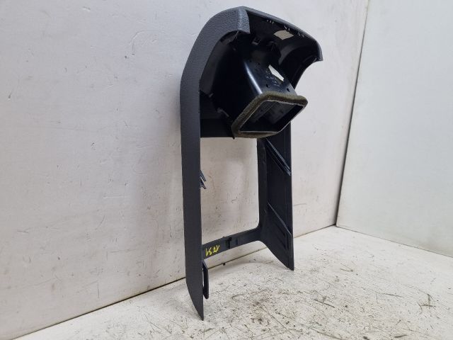 bontott VW GOLF V Hátsó középső Szellőző