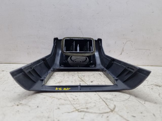 bontott VW GOLF V Hátsó középső Szellőző