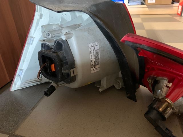 bontott VW GOLF V Hátsó Lámpa Szett