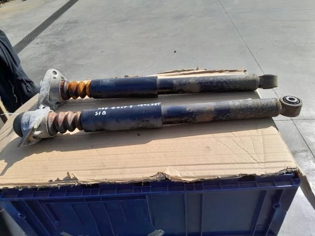 bontott VW GOLF V Hátsó Lengéscsillapító Pár