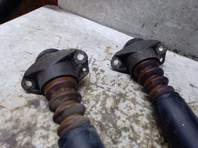 bontott VW GOLF V Hátsó Lengéscsillapító Pár