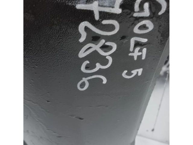 bontott VW GOLF V Hátsó Lökhárító Légterelő