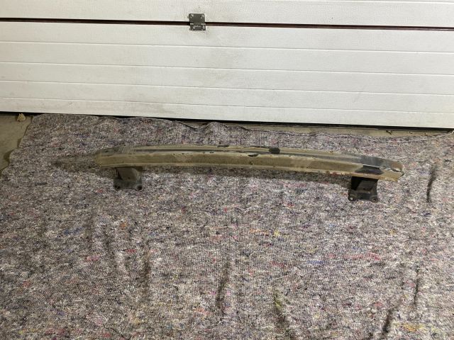 bontott VW GOLF V Hátsó Lökhárító Merevítő (Fém)