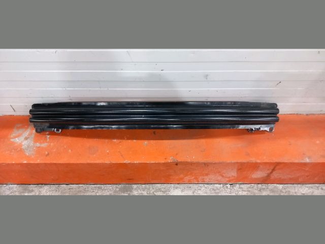 bontott VW GOLF V Hátsó Lökhárító Merevítő (Fém)