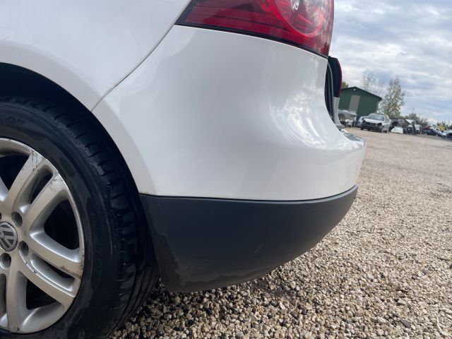 bontott VW GOLF V Hátsó Lökhárító (Részeivel)