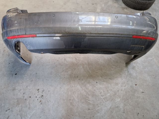 bontott VW GOLF V Hátsó Lökhárító (Részeivel)