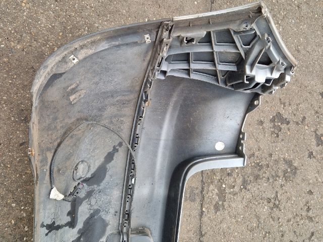 bontott VW GOLF V Hátsó Lökhárító (Részeivel)