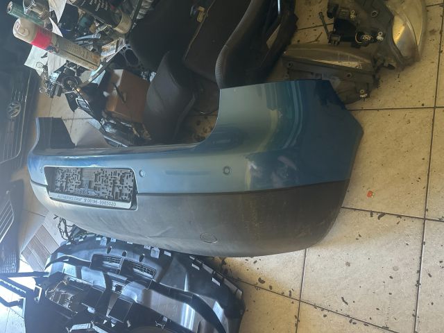 bontott VW GOLF V Hátsó Lökhárító (Részeivel)
