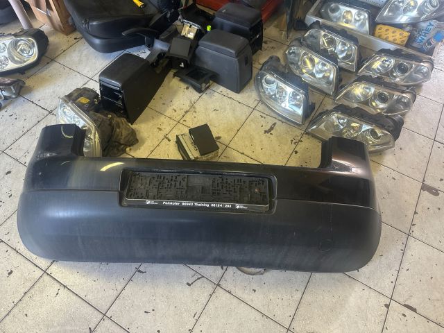 bontott VW GOLF V Hátsó Lökhárító (Részeivel)