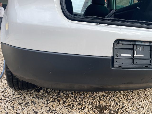 bontott VW GOLF V Hátsó Lökhárító (Részeivel)