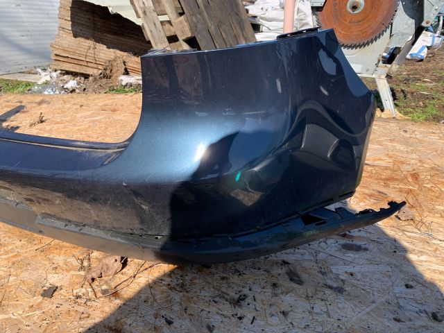 bontott VW GOLF V Hátsó Lökhárító (Részeivel)