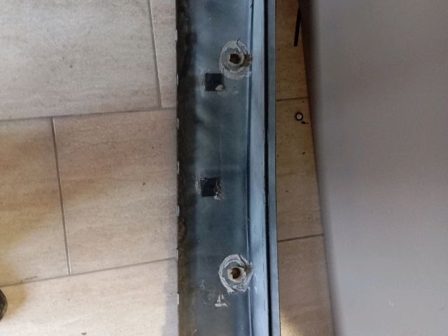 bontott VW GOLF V Hátsó Lökhárító (Üresen)