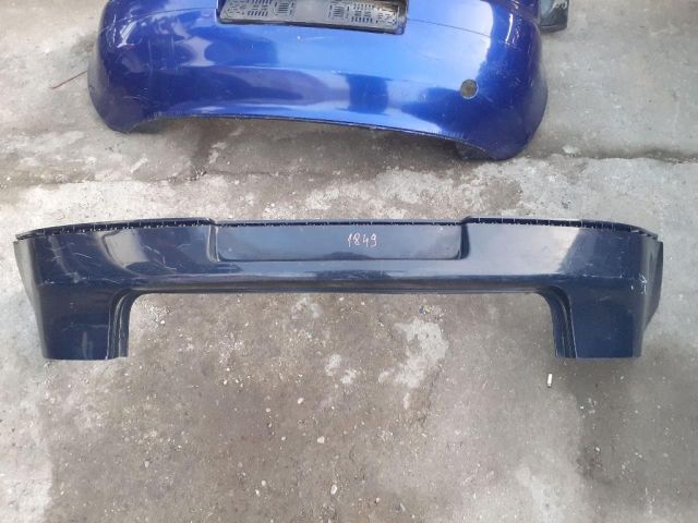 bontott VW GOLF V Hátsó Lökhárító (Üresen)