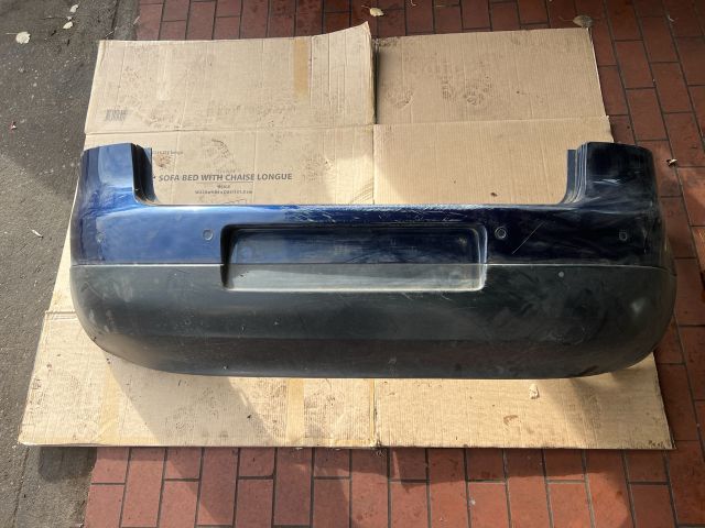 bontott VW GOLF V Hátsó Lökhárító (Üresen)