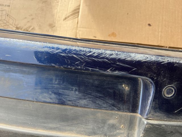 bontott VW GOLF V Hátsó Lökhárító (Üresen)