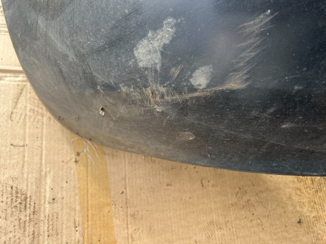 bontott VW GOLF V Hátsó Lökhárító (Üresen)