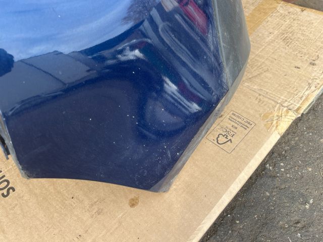 bontott VW GOLF V Hátsó Lökhárító (Üresen)