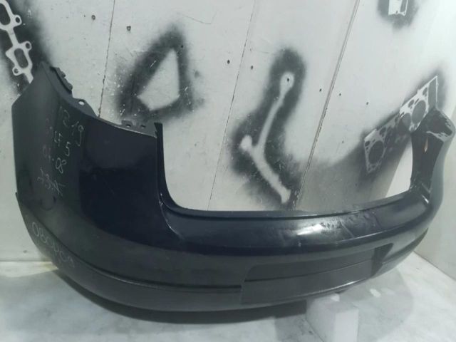 bontott VW GOLF V Hátsó Lökhárító (Üresen)