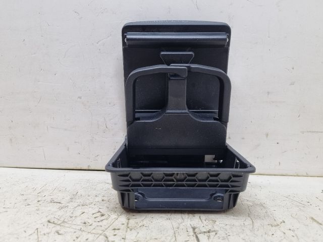 bontott VW GOLF V Hátsó Pohártartó