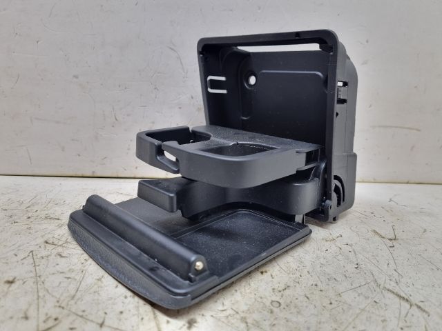 bontott VW GOLF V Hátsó Pohártartó