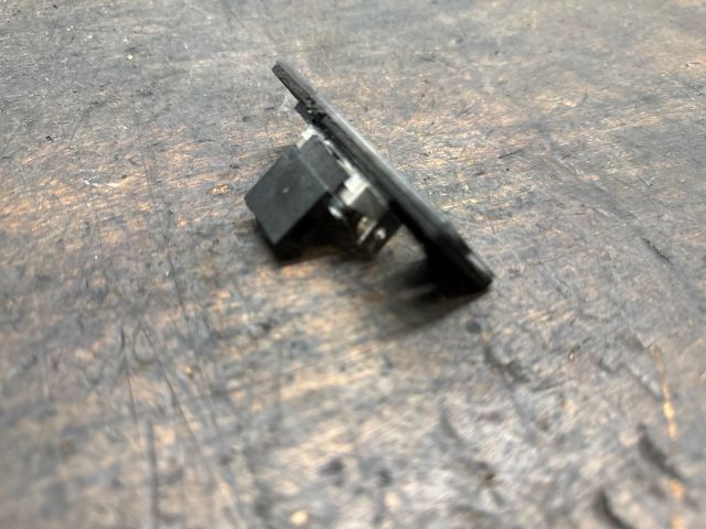 bontott VW GOLF V Hátsó Rendszámtábla Világítás