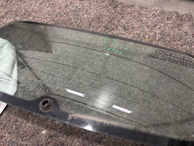 bontott VW GOLF V Hátsó Szélvédő